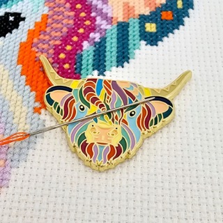 [NM026-MHCOW] Mandala Highland Cow Needle Minder