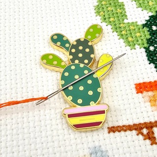 [NM029-BECAC] Bunny Ears Cactus Needle Minder