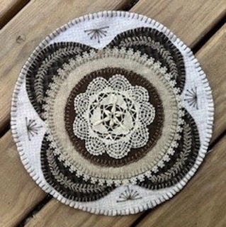 Heirloom Threads of Thyme Wool Applique Pattern